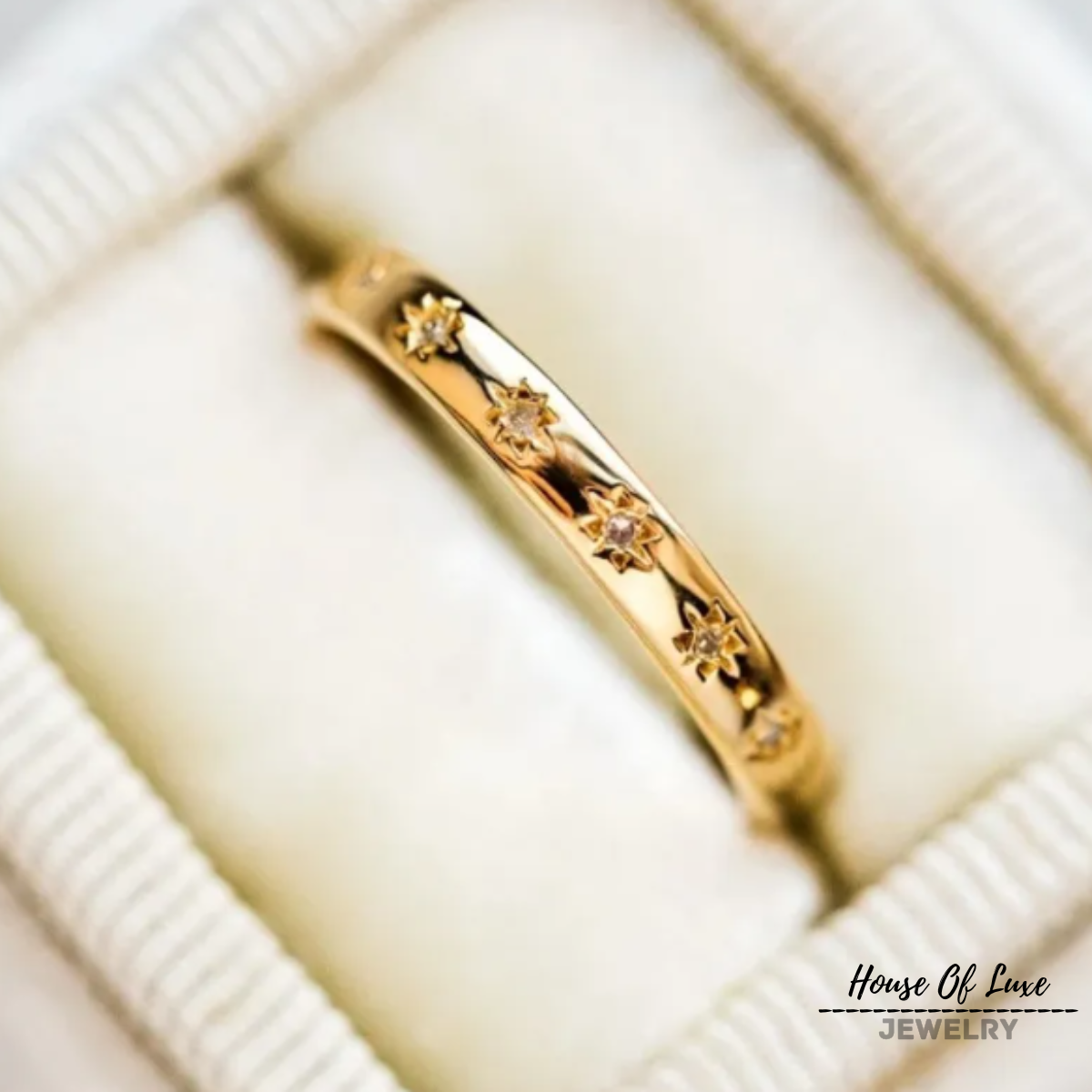 VINTAGE GOLD & ZIRCONIA RING