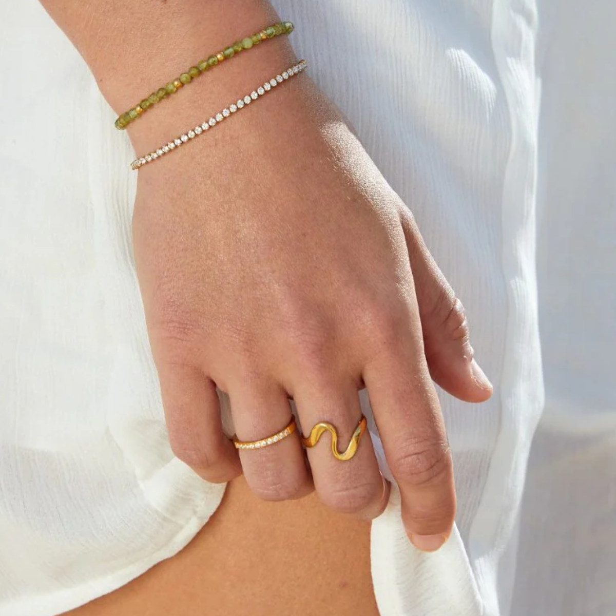 STUNNING GOLD WAVE RING