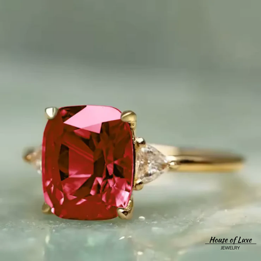 JOSEPHINE GOLD RING WITH RED ZIRCON