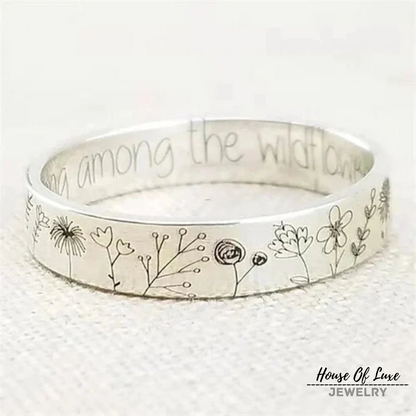 MINIMALIST SILVER RING