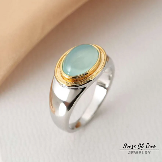 VINTAGE MOONSTONE RING