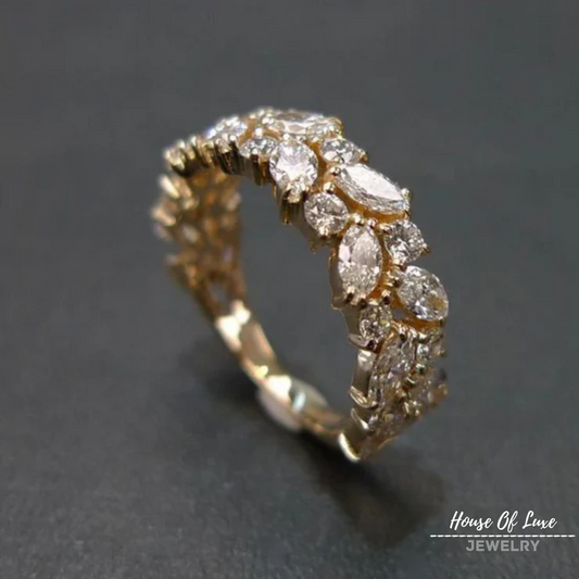 VINTAGE BRIGHT GOLDEN RING