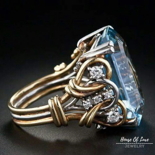 VINTAGE BLUE ZIRCONIA LAYERED GOLD RING