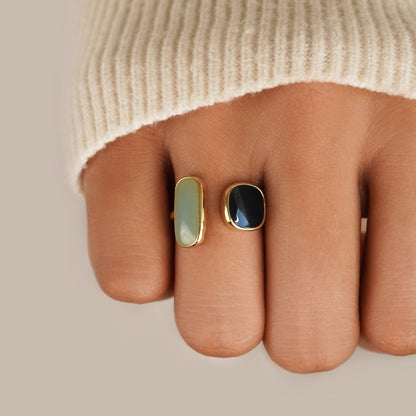 Pure - Unique changing ring