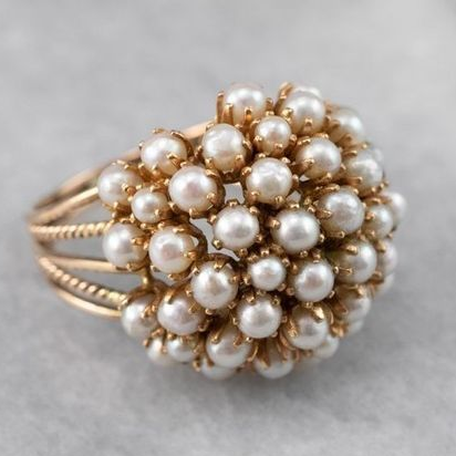 Ring with Pearls
